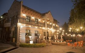 Casa Toscana Lodge